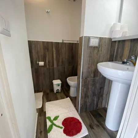 Centro Storico 5 Mins From Port Casa Celeste شقة ليباري